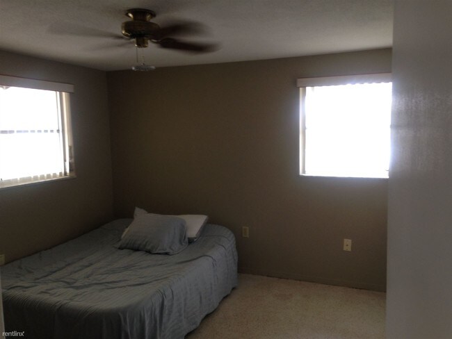 Building Photo - 7826 Tropicana Dr