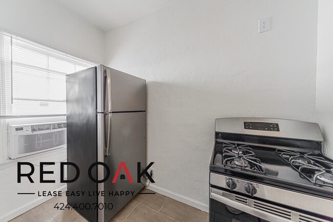 Building Photo - 840 N Alta Vista Blvd