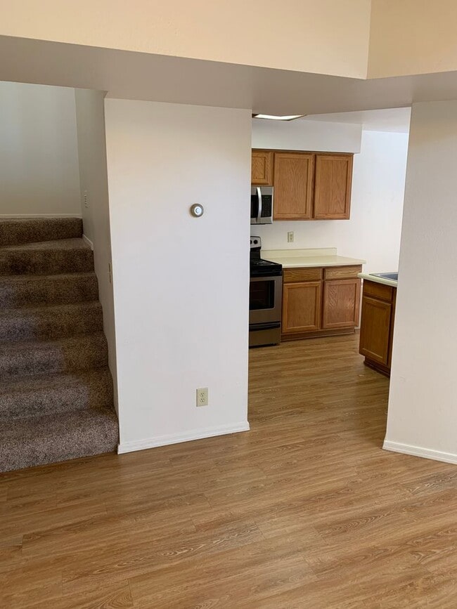 Building Photo - Beautiful Spring Meadows Home