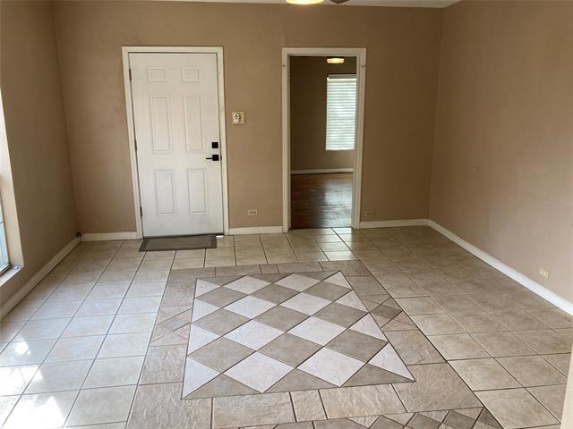 Foto del edificio - 1010 N Main St