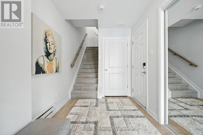 Building Photo - 702 Confluence Walk