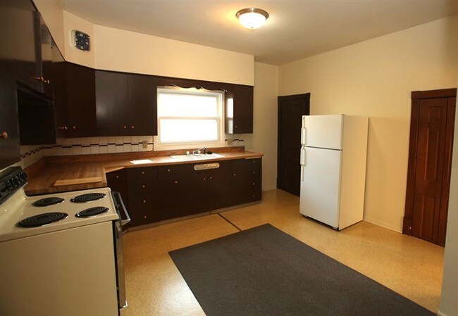 Foto del edificio - 617 1/2 N 3rd St