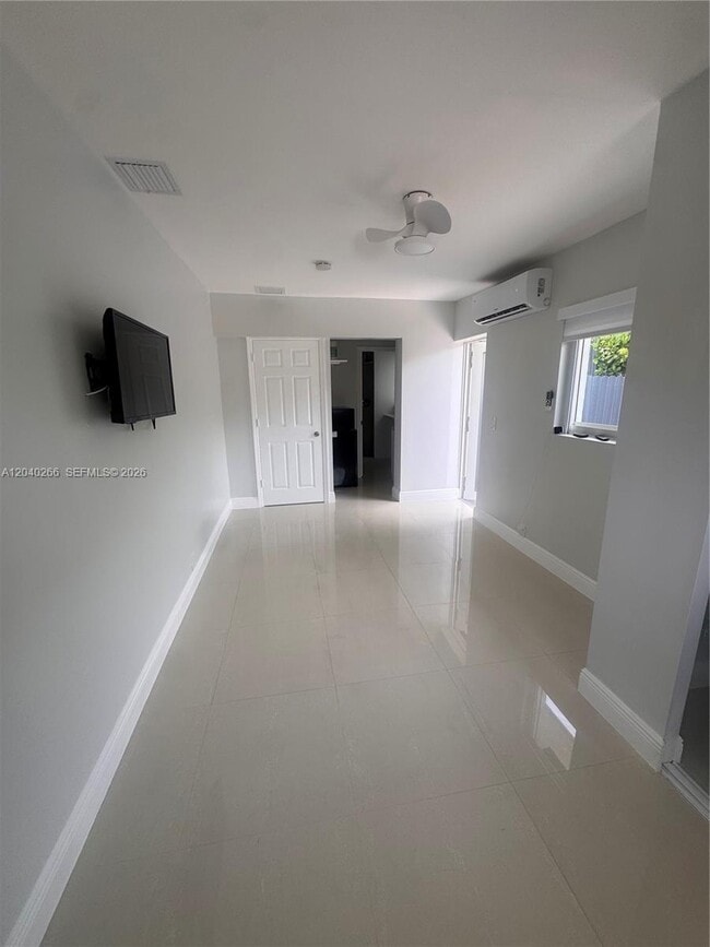 Building Photo - 46xx SW 89th Pl