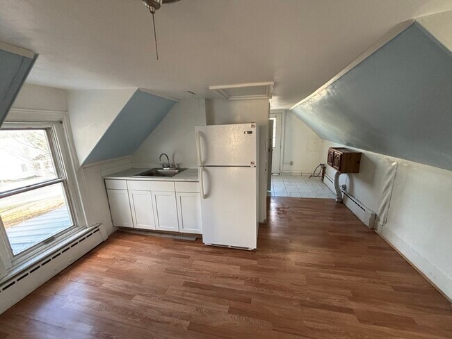 Photo - 119 Lincoln Ave Apartment