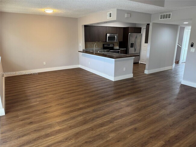 Building Photo - 11749 Terra Bella Blvd