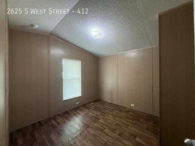 Foto del edificio - 2625 S West St