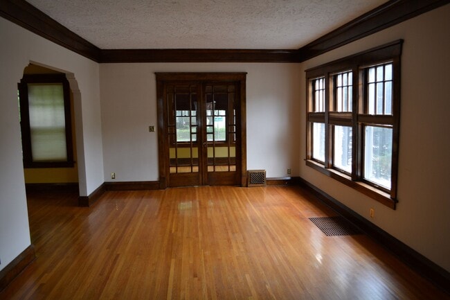 Foto del edificio - 501 E Emerson St