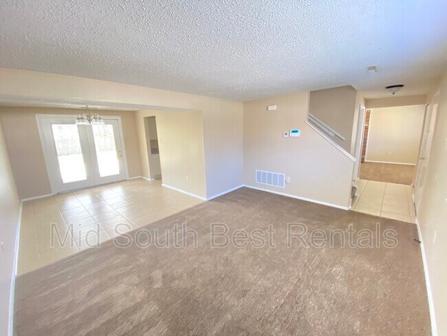 Foto del edificio - 7425 Doncaster Ln