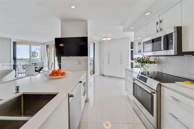 Foto del edificio - 4000 Towerside Terrace