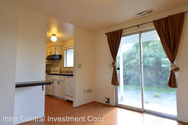 Foto del edificio - 2 br, 1.5 bath House - 3617 I Street SE B