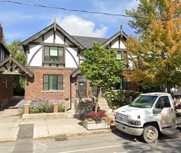 Building Photo - 712 Annette St