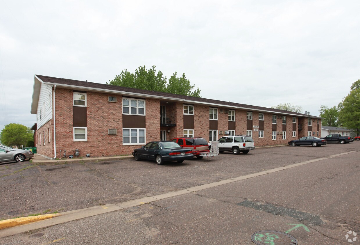 Marlo Apartments Apartments in Altoona, WI