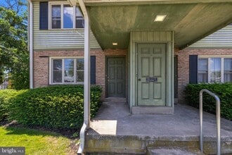 Building Photo - 1504 Walnut St