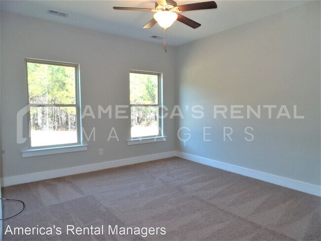 Foto del edificio - 3 br, 2 bath House - 5489 Park Side Road