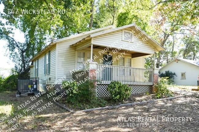 Building Photo - Charming 2-Bedroom Gem in Quiet Hueytown