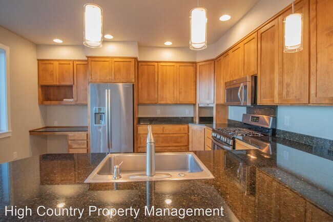 Foto del edificio - 4 br, 3.5 bath House - 3098 NW Craftsman D...