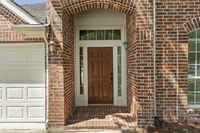 Foto del edificio - 511 Plantain Ln
