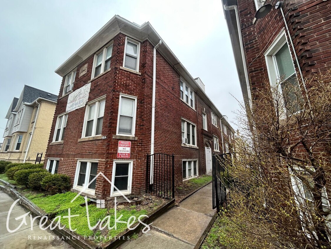 2521 Central St Unit 2, Detroit, MI 48209 Room for Rent in Detroit