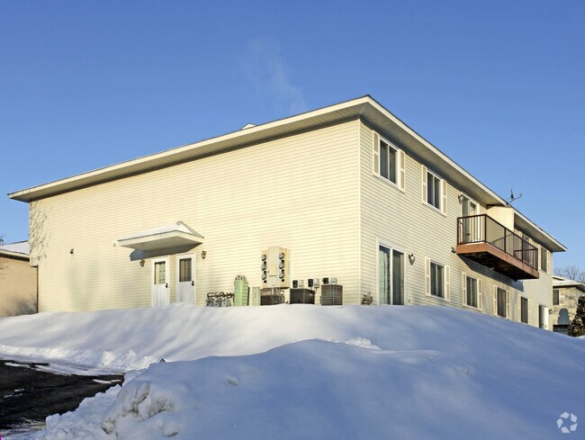 Building Photo - 2063 N Park Dr