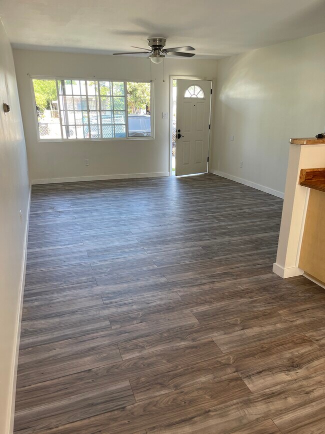 Building Photo - 702 Sawtelle Ave
