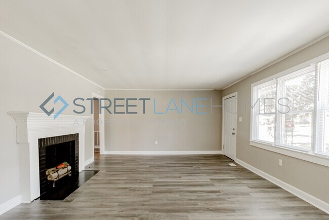 Foto del edificio - HOLIDAY SPECIAL! SIGN A LEASE BY NOVEMBER ...