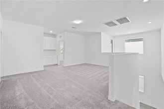 Building Photo - 1118 Junipine Ave