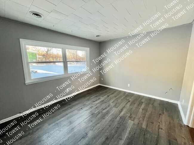 Foto del edificio - 1085 Walden Ave