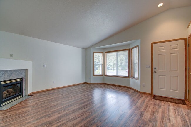 Foto del edificio - 192nd Area Single Level Home