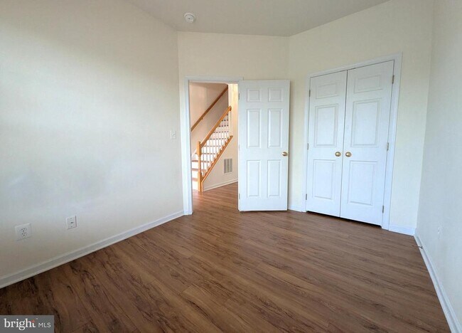 Building Photo - 25015 Riding Center Dr