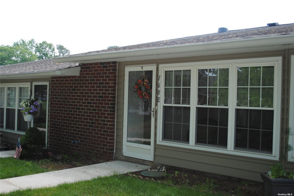 168 Ventry Ct, Ridge, NY 11961 Condo for Rent in Ridge, NY