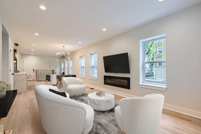 Foto del edificio - 5014 N Rockwell St