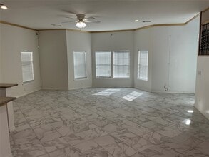 Building Photo - 7834 Wolfield Ln