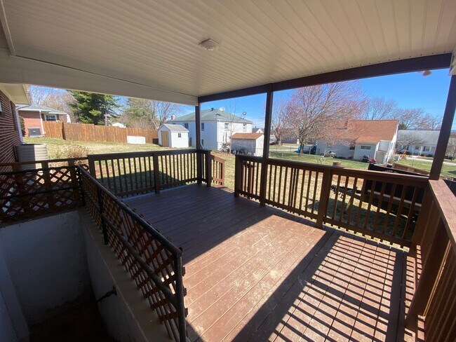Foto del edificio - CHRISTIANSBURG, 3 BR / 1 BA, AVAILABLE