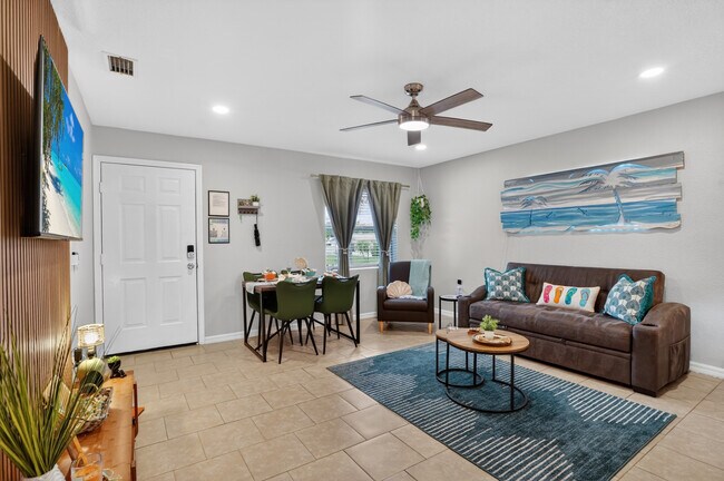 Foto del edificio - 8615 44th Avenue Dr W
