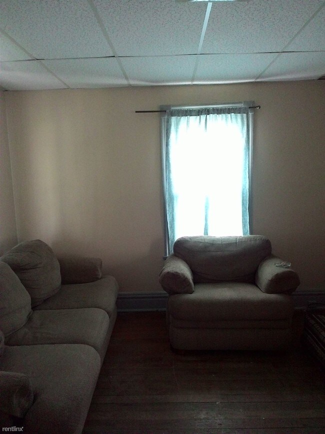 Foto del edificio - 3 br, 1 bath House - 1036 Hamilton Ave