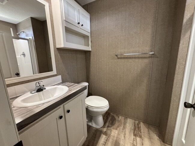 Building Photo - 2323 NW 46th Ct