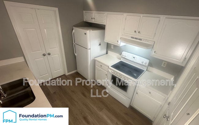 Building Photo - 5806 Grassy Valley Dr