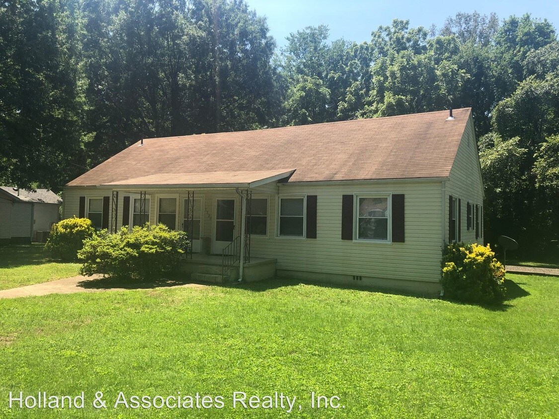 Primary Photo - 2 br, 1 bath House - 1320-B Harris Street