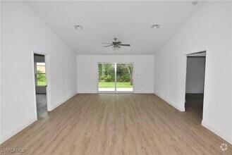 Building Photo - 5289 Caputo Ave