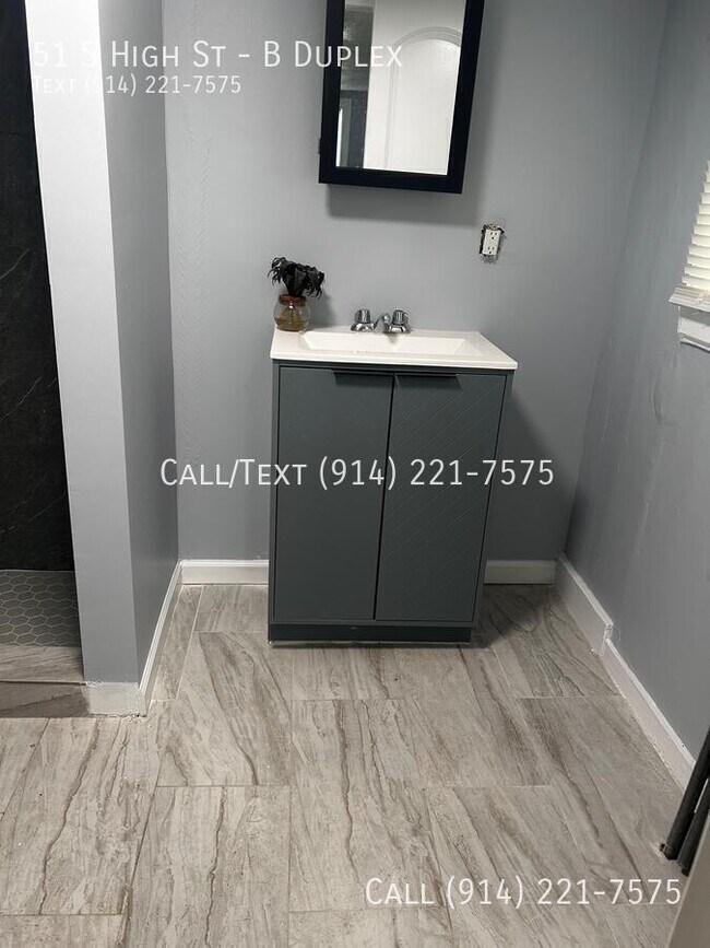 Foto del edificio - 51 S High St