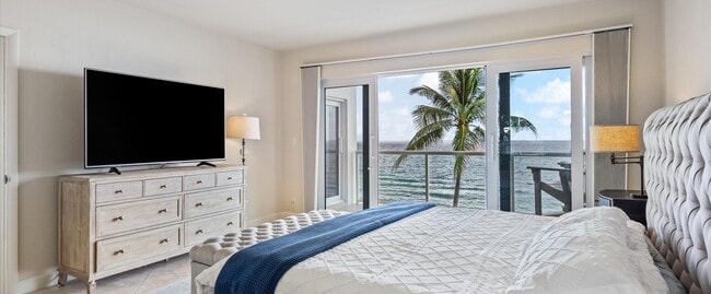 Building Photo - 2909 S Ocean Blvd
