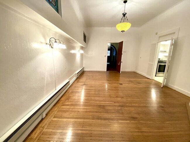 Foto del edificio - 2 bedroom in San Francisco CA 94109