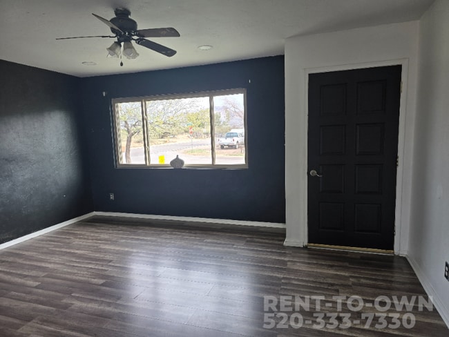 Foto del edificio - 15965 N Forecastle Ave