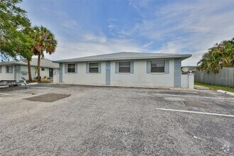 Building Photo - 1041 Apollo Beach Blvd
