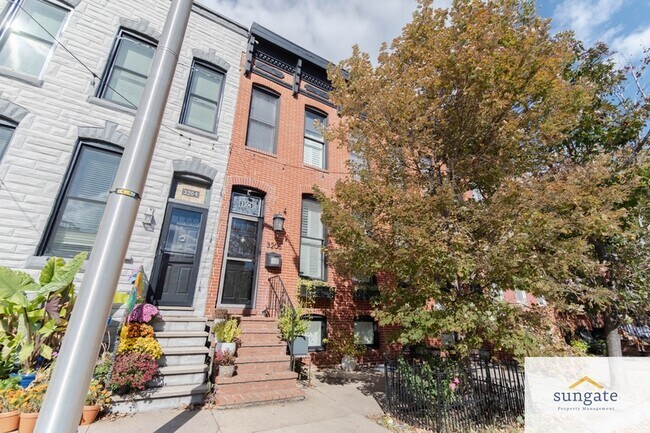 Foto del edificio - 3206 Hudson St
