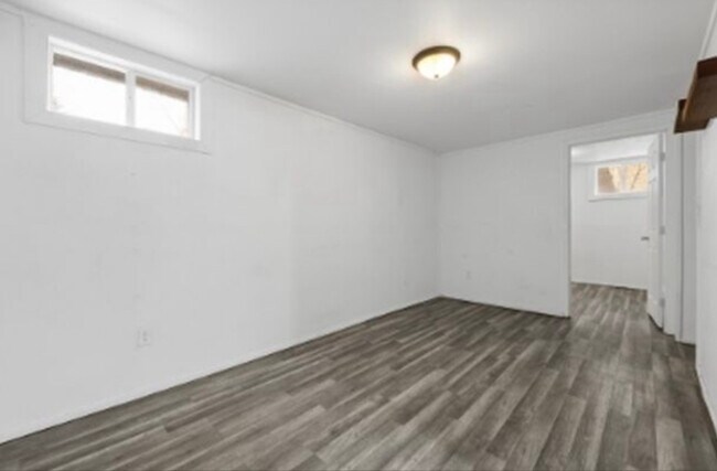 Foto del edificio - 904 Willsie Ave