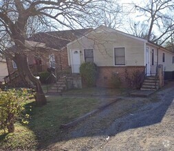 Building Photo - 2909 Clifton Ave