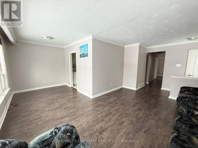 Photo du bâtiment - 157 Sussex Ave