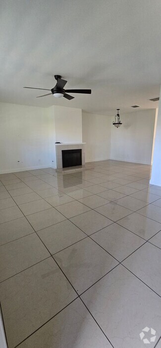 Building Photo - 2061 W Redlands Blvd