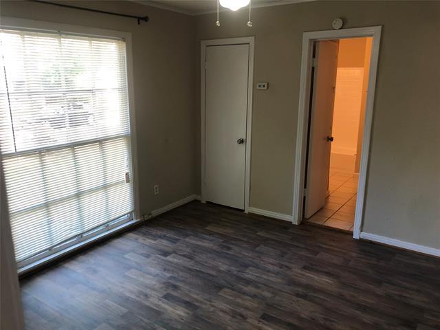 Building Photo - 4425 Camden Ave